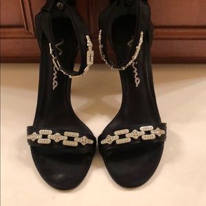 Nina Garcia Black Open Toe heels
